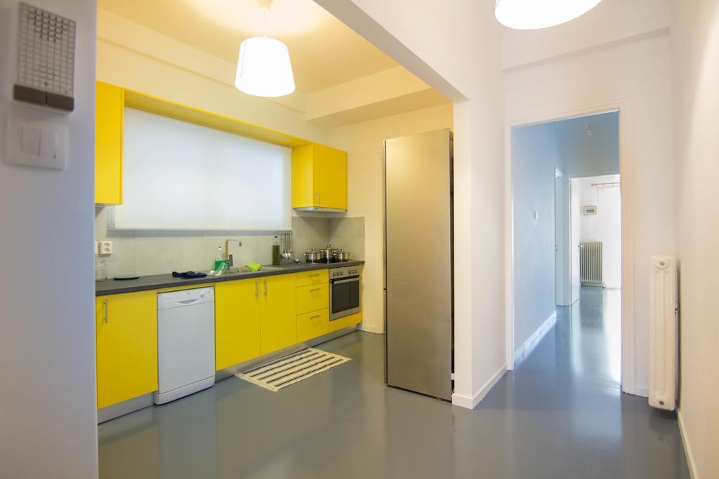 Athenian Blue - Family Apt 5' Minutes From Acropolis Museum Exterior foto