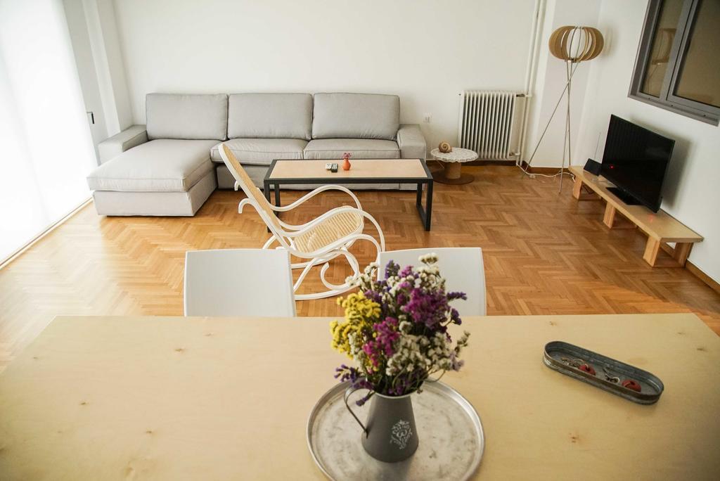 Athenian Blue - Family Apt 5' Minutes From Acropolis Museum Exterior foto